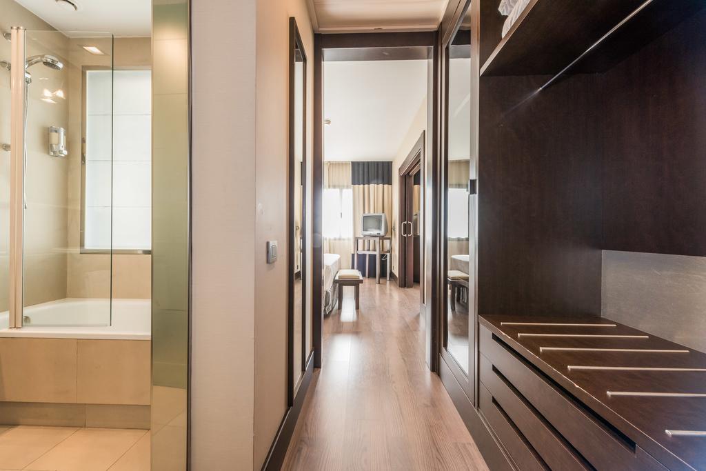 מדריד Hotel Mercader מראה חיצוני תמונה